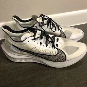 Men's Zoom Gravity Running Shoe